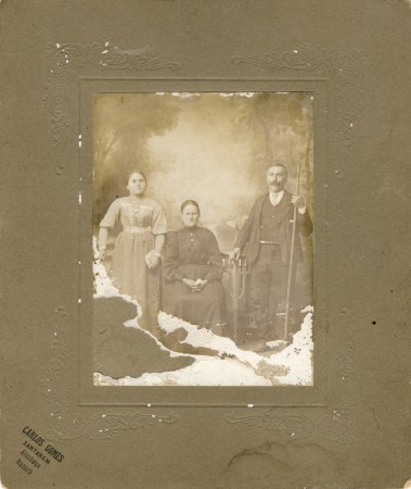 Bisavó Francisca Ferreira, trisavó Maria Leocádia Ferreira e trisavô José Bernardo Carreira